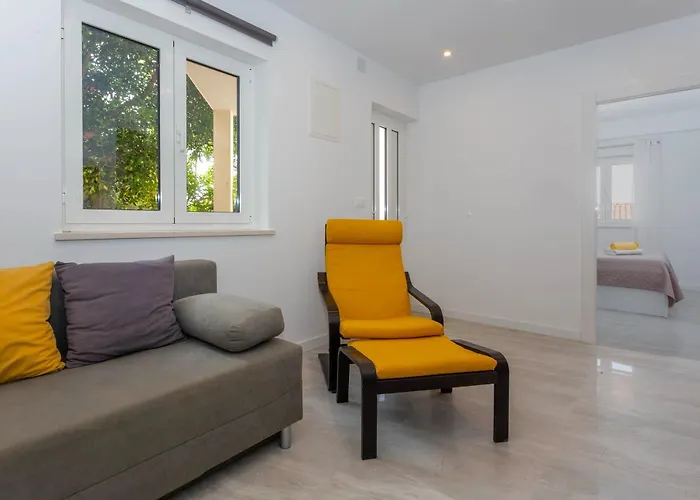 Tatjana Dominis * フヴァル