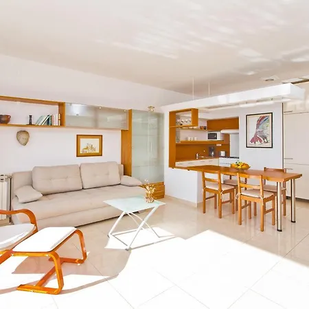 Tatjana Dominis Apartment