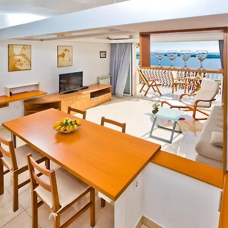 Apartament Tatjana Dominis *